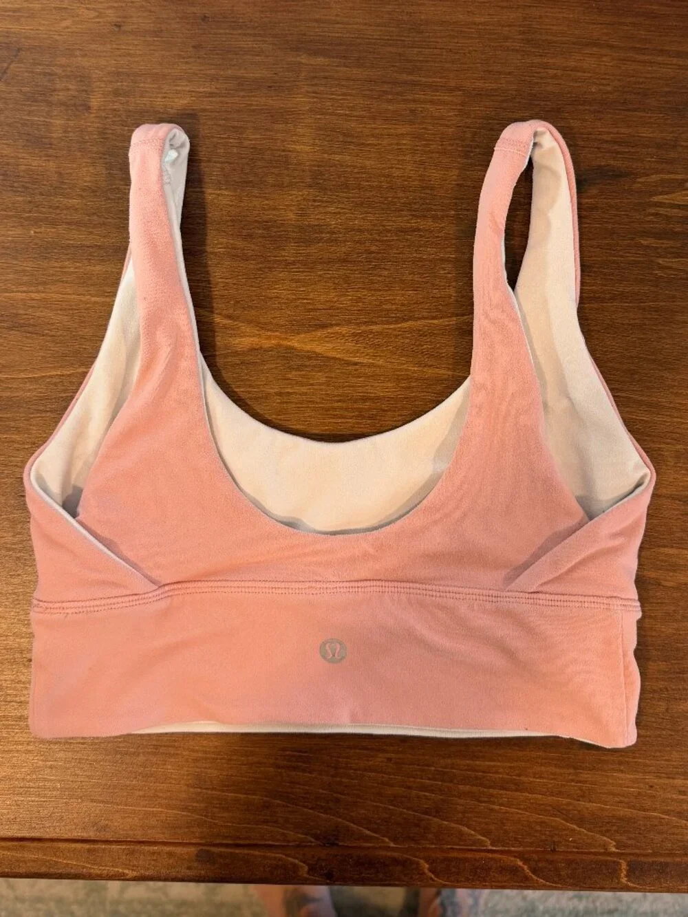 Lululemon Sports Bra Women's Size 4 Pink/White Align Reversible Scoop Neck Yoga